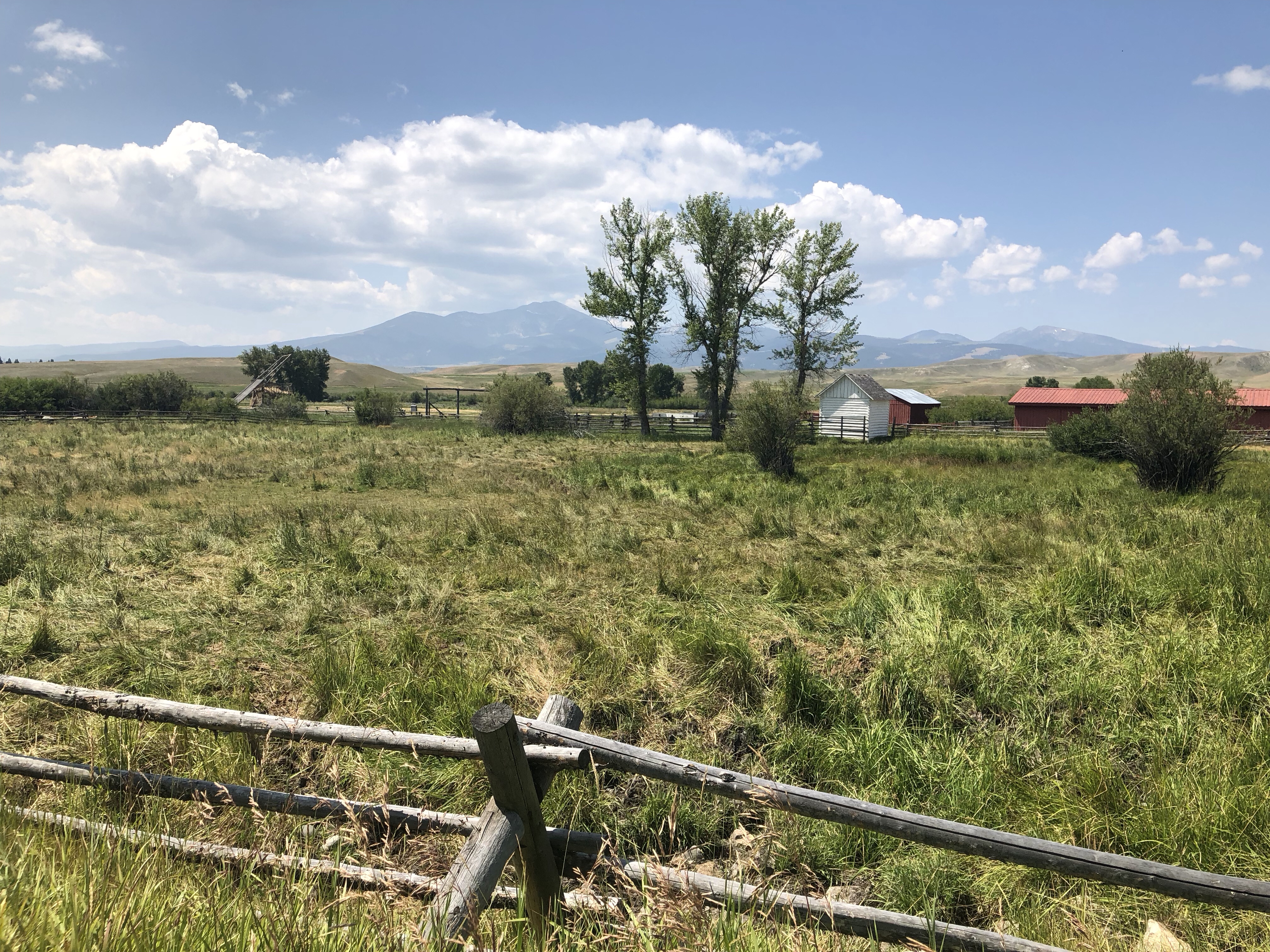 Hiking around Grant-Kohrs Ranch